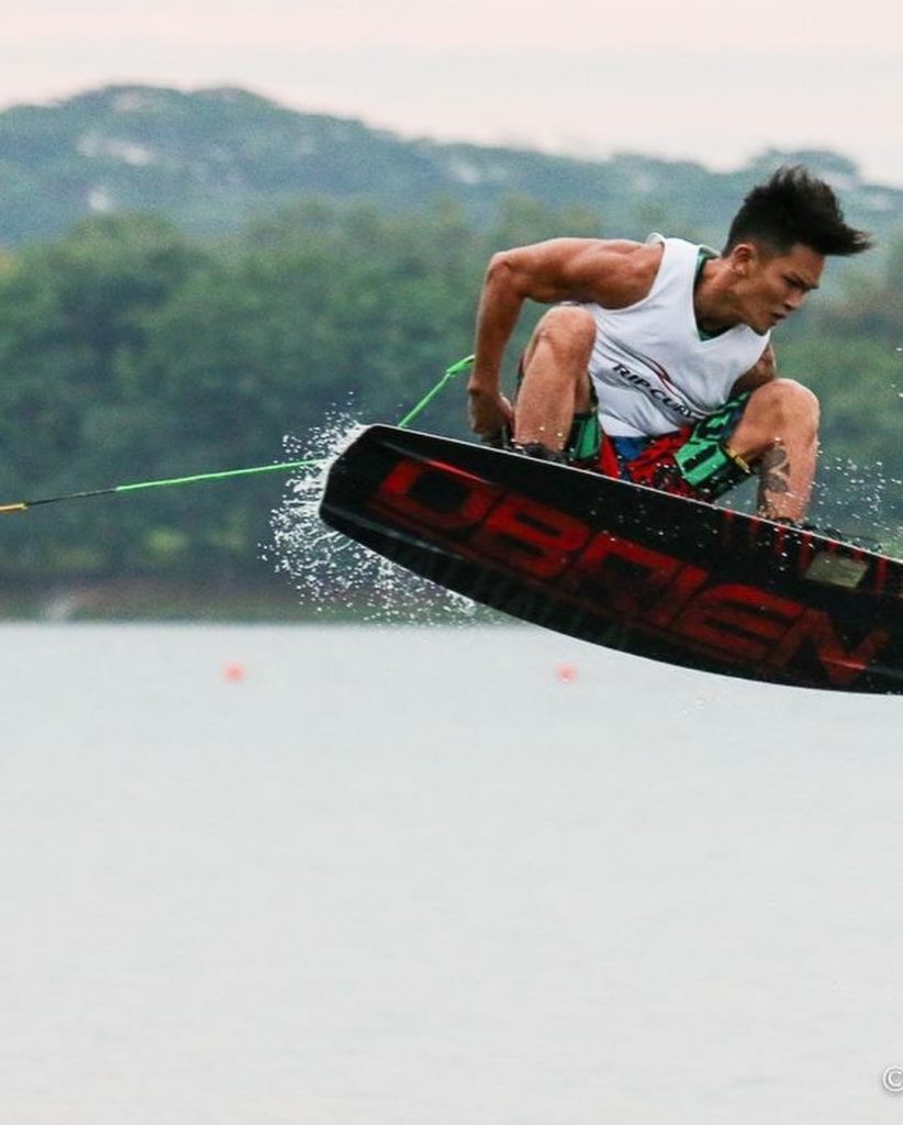 wakeboarding